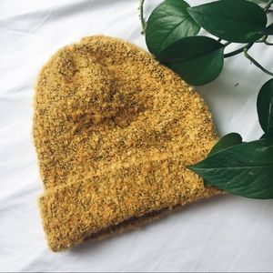 OLD NAVY • vintage looking winter/fall hat